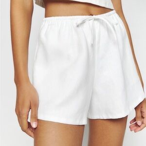 Reformation - Zoey Linen Short in White - Size XS